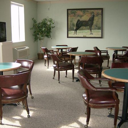 Shelbyville Inn - Shelbyville, Tn 37160 Buitenkant foto