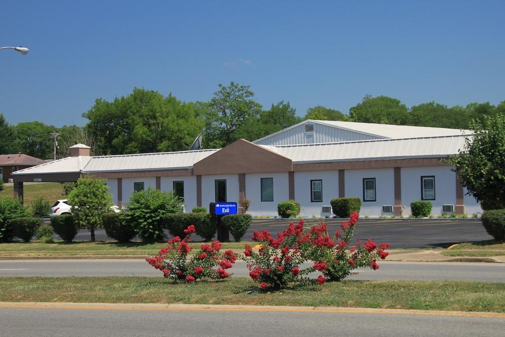 Shelbyville Inn - Shelbyville, Tn 37160 Buitenkant foto